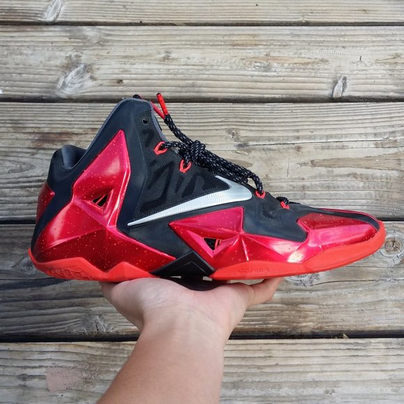 lebron james xi shoes